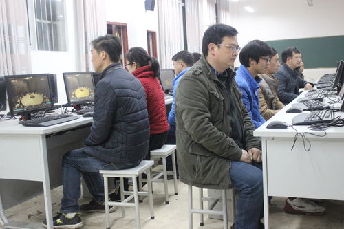 守教育初心 筑廉潔防線——鎮(zhèn)雄縣碗廠中學(xué)組織教師集中觀看反腐專題片開(kāi)展廉政教育咨詢活動(dòng)